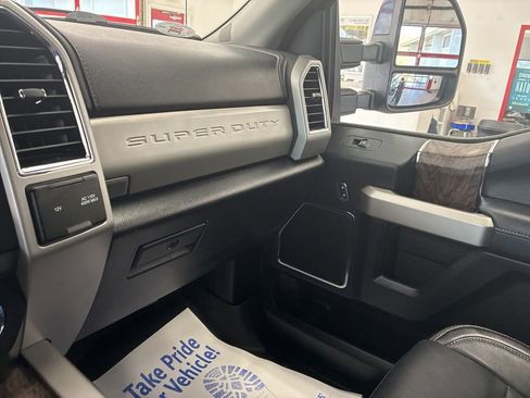 Used 2018 Ford F350 Lariat w/ Lariat Ultimate Package AWD/4WD image 58