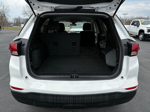 Used 2023 Chevrolet Equinox LS w/ LS Convenience Package image 40