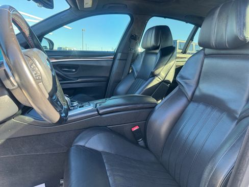 Used 2013 BMW M5 image 12