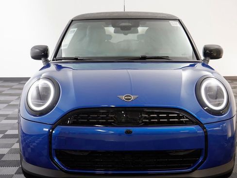 New 2026 MINI Cooper 2-Door Hardtop image 21