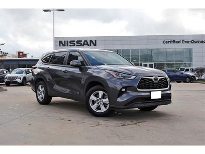 Used 2024 Toyota Highlander XLE