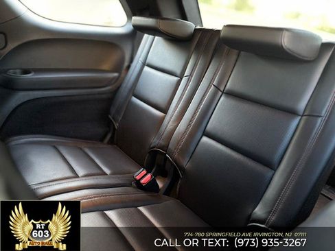 Used 2024 Dodge Durango GT RWD image 11