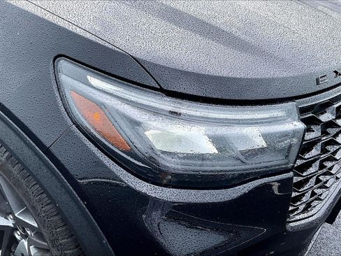 Used 2025 Ford Explorer ST AWD/4WD image 28