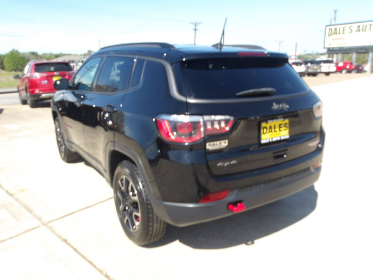 Used 2020 Jeep Compass Trailhawk AWD/4WD image 14