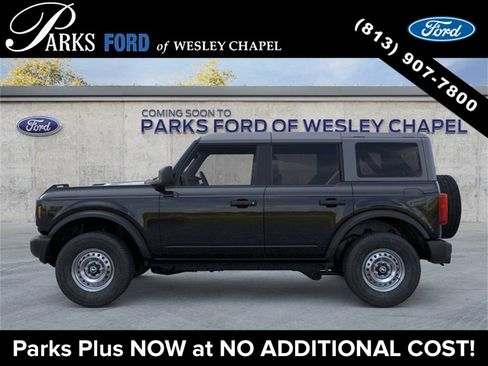 New 2025 Ford Bronco 4-Door image 3