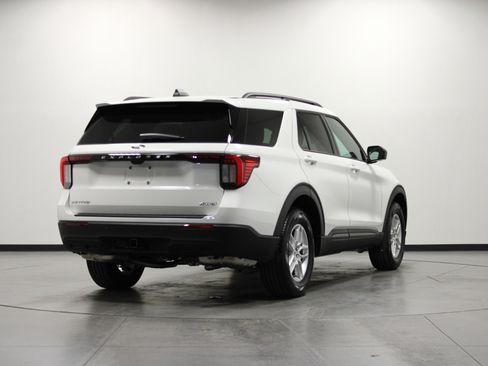 New 2026 Ford Explorer Active image 4