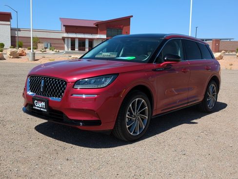 Used 2022 Lincoln Corsair Grand Touring AWD/4WD image 7