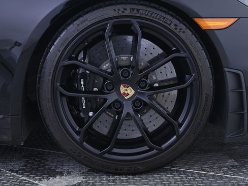 Used 2022 Porsche 718 Boxster Spyder image 17