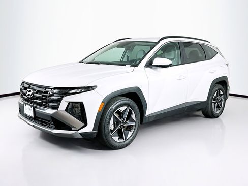 Used 2025 Hyundai Tucson SEL image 3