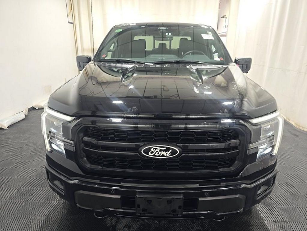 Used 2025 Ford F150 Lariat AWD/4WD image 3