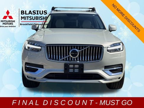Used 2022 Volvo XC90 T6 Inscription w/ Advanced Package image 3