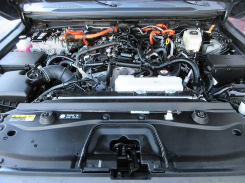 Used 2024 Toyota Land Cruiser image 50