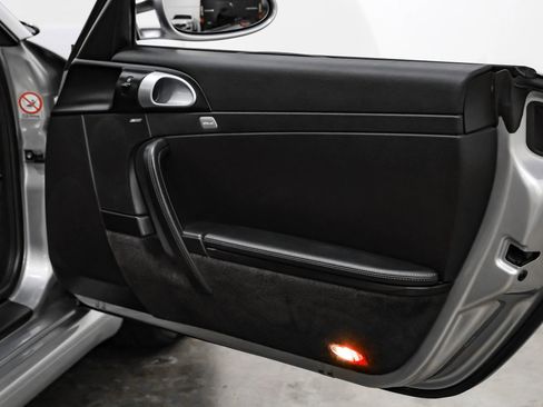 Used 2008 Porsche 911 GT3 RS image 32