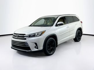 Used 2018 Toyota Highlander Limited Platinum video 1
