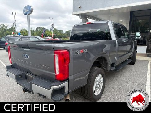 Used 2025 Ford F250 XLT AWD/4WD image 4