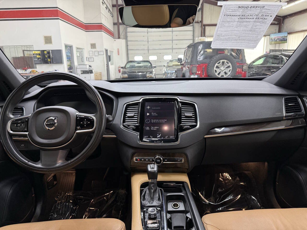 Used 2016 Volvo XC90 T6 Momentum w/ Momentum Plus Package AWD/4WD image 21