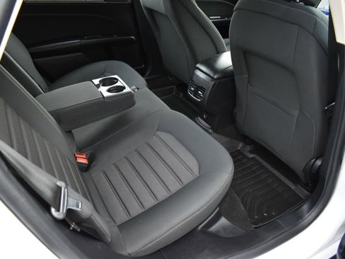 Used 2020 Ford Fusion SE FWD image 22