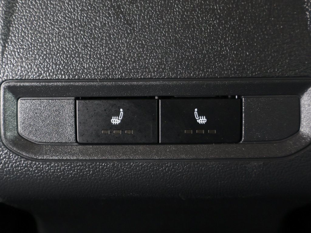 Used 2020 Volkswagen Jetta SE w/ SE Cold Weather Package FWD image 52