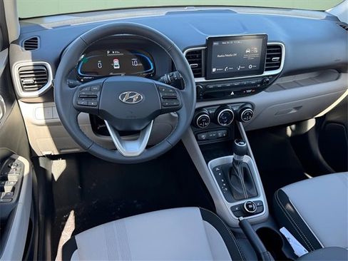 New 2026 Hyundai Venue SEL image 8