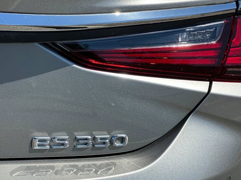 Certified 2021 Lexus ES 350 w/ Premium Package image 37