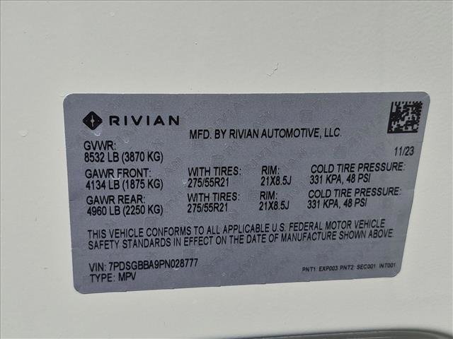 Used 2023 Rivian R1S Adventure Dual AWD/4WD image 28