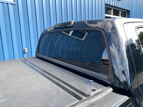 Used 2018 Toyota Tundra Platinum image 32