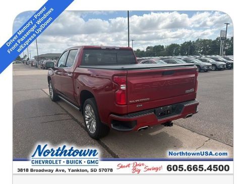 Used 2021 Chevrolet Silverado 1500 High Country w/ Technology Package AWD/4WD image 12