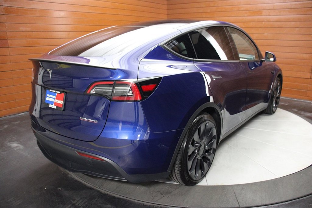 Used 2023 Tesla Model Y Performance AWD/4WD image 21