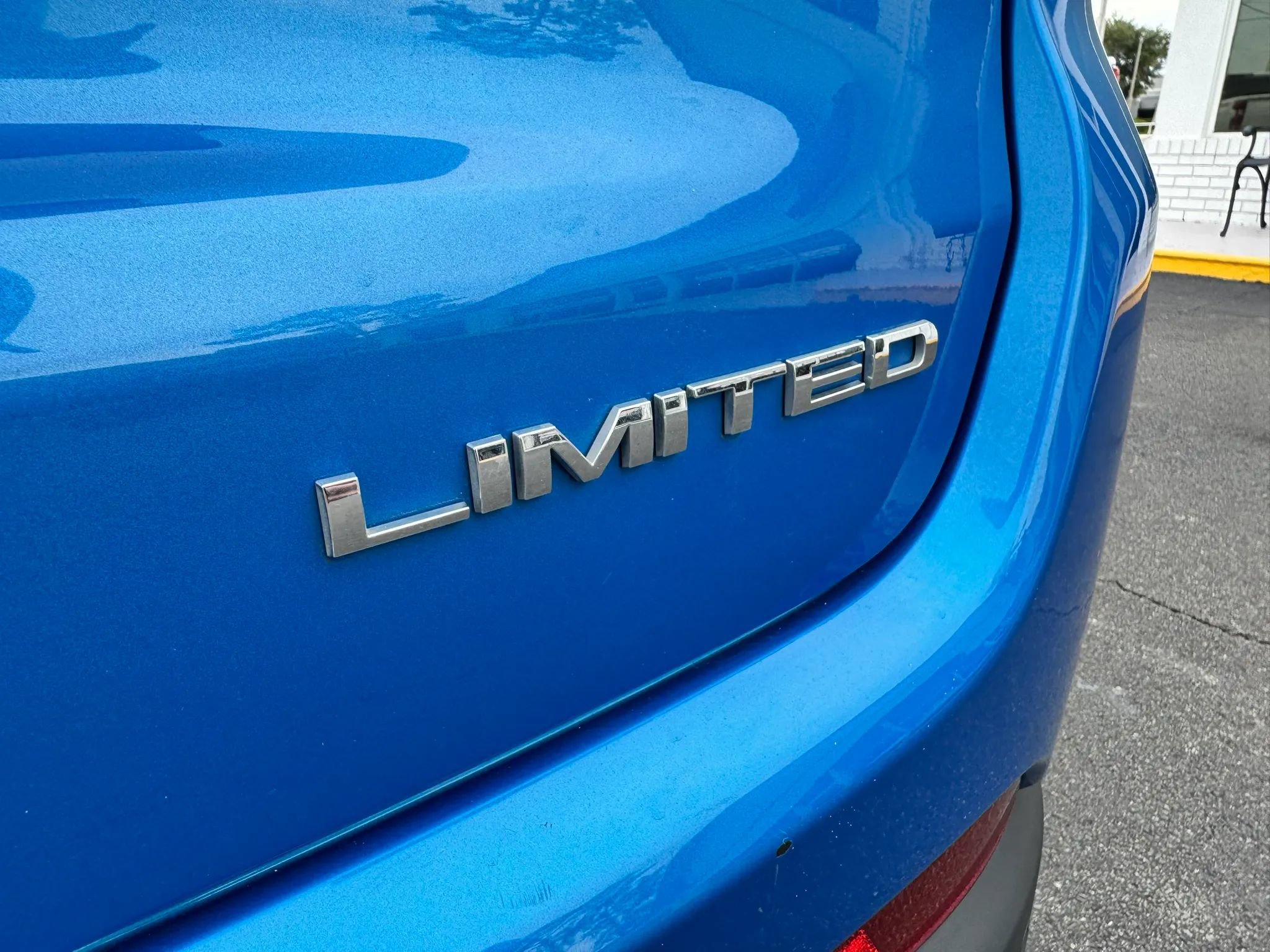 Used 2025 Jeep Compass Limited AWD/4WD image 10