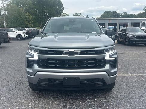 Used 2024 Chevrolet Silverado 1500 RST AWD/4WD image 2