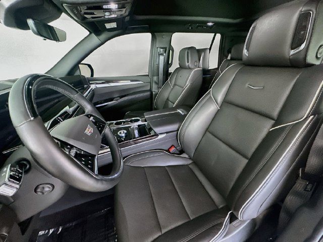 Used 2026 Cadillac Escalade Luxury w/ Touring Package RWD image 21