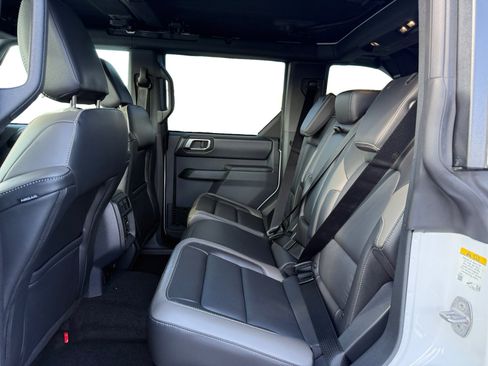 New 2025 Ford Bronco Outer Banks image 16