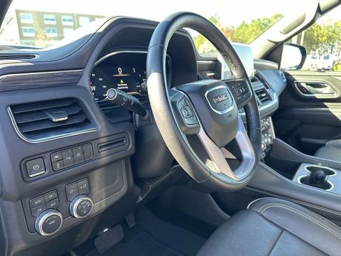 Certified 2023 GMC Yukon SLT image 10