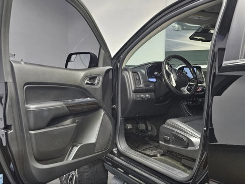 Used 2016 GMC Canyon SLT w/ Driver Alert Package AWD/4WD image 9