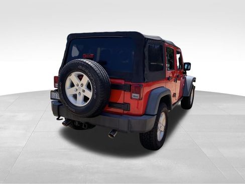 Used 2017 Jeep Wrangler Unlimited Sport w/ Connectivity Group AWD/4WD image 15