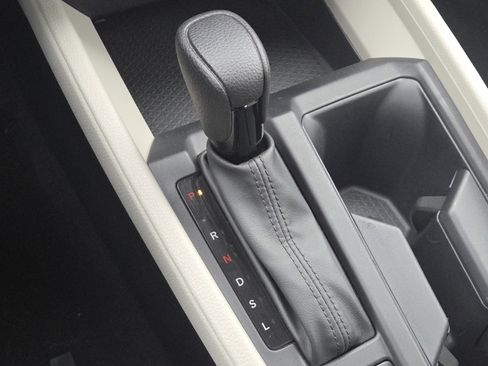 Used 2023 Honda Accord EX image 29