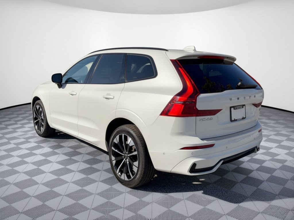 Certified 2026 Volvo XC60 B5 Plus AWD/4WD image 3