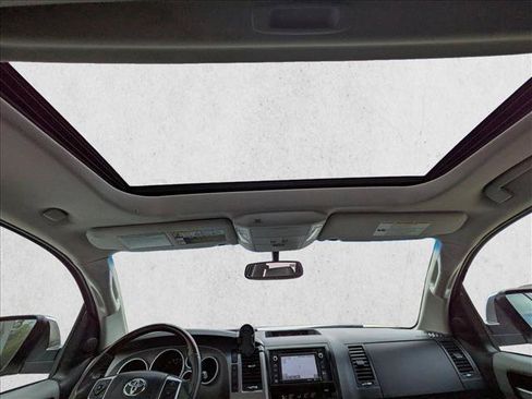 Used 2014 Toyota Sequoia Platinum AWD/4WD image 20