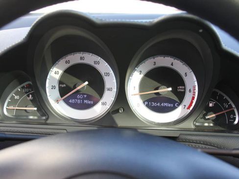 Used 2009 Mercedes-Benz SL 550 SL550 image 31