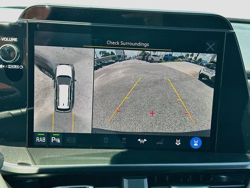 New 2026 Subaru Outback Touring AWD/4WD image 12