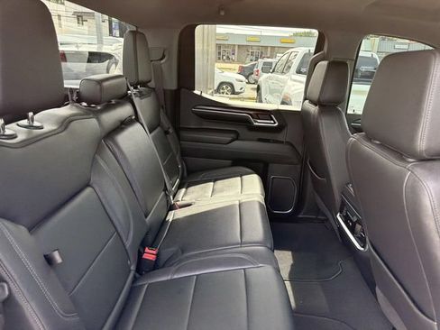 Used 2023 GMC Sierra 1500 SLT w/ SLT Premium Package RWD image 12