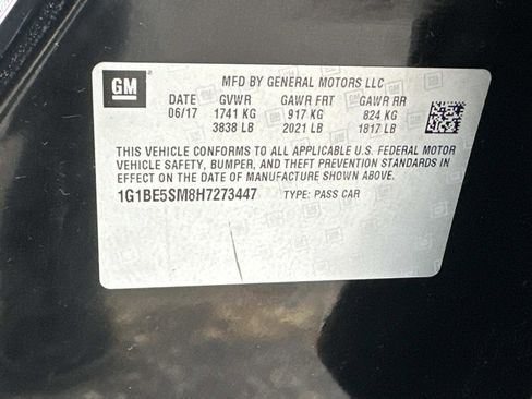 Used 2017 Chevrolet Cruze LT image 17