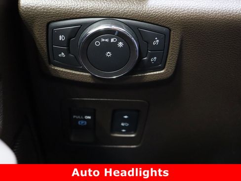 Used 2018 Ford F150 King Ranch w/ Equipment Group 601A Luxury image 28