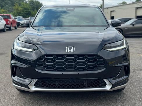 Used 2025 Honda HR-V Sport image 2
