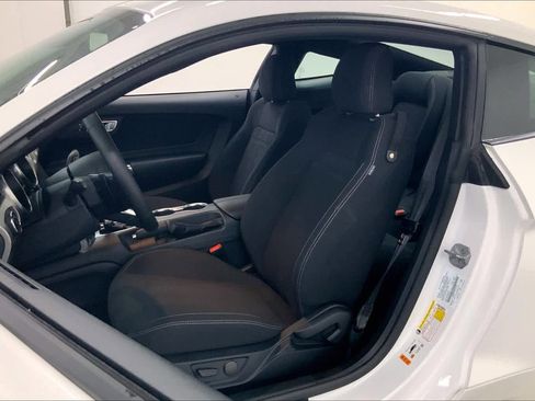 Used 2022 Ford Mustang GT w/ Equipment Group 301A image 6