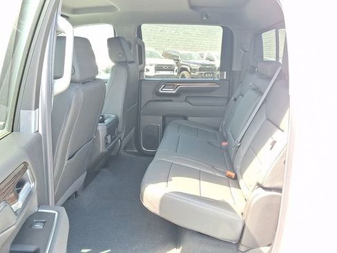New 2026 Chevrolet Silverado 3500 LT w/ All Star Edition AWD/4WD image 5