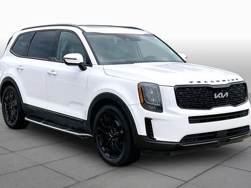 Used 2022 Kia Telluride EX w/ EX Premium Package AWD/4WD image 3
