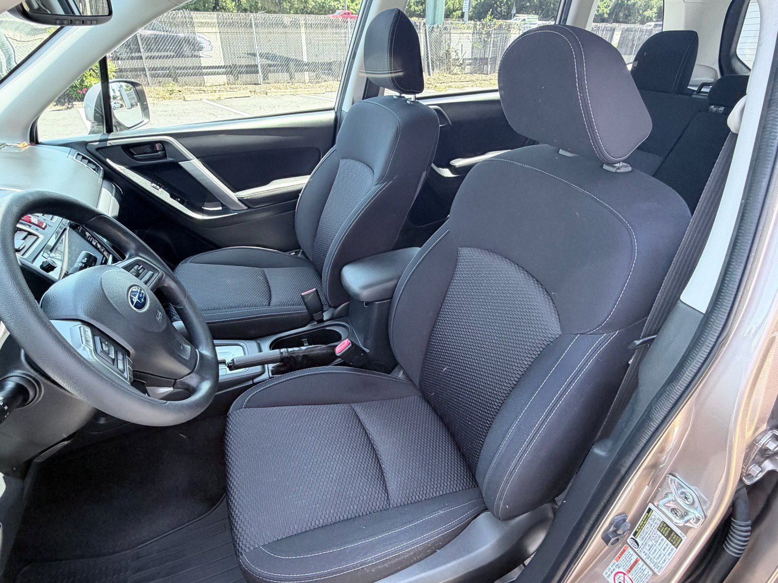 Used 2016 Subaru Forester 2.5i Premium w/ All-Weather Package AWD/4WD image 8