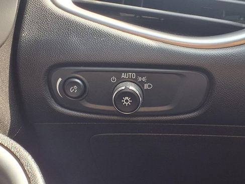 Used 2024 Chevrolet Malibu LT image 17