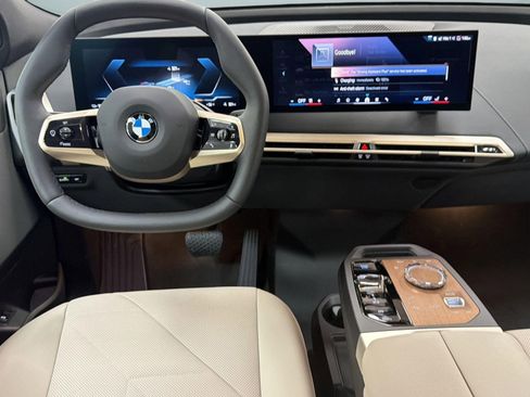 New 2026 BMW iX xDrive45 w/ Executive Package image 24